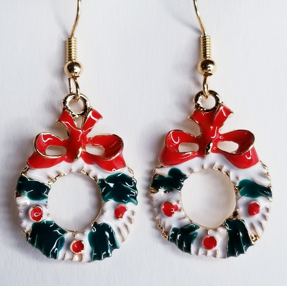 🍁3/$25 2 pair Christmas Earrings - Picture 2 of 8